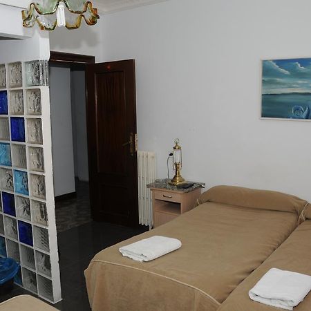 Pension Iglesias Saragozza Esterno foto