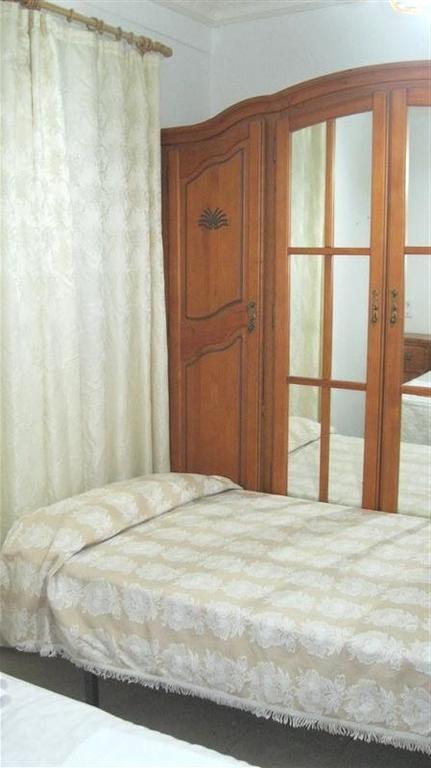 Pension Iglesias Saragozza Camera foto